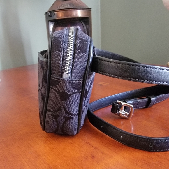 Vintage Coach Y2K Signature Jacquard Black Leather Belt Bag Size M/L - Picture 7 of 15